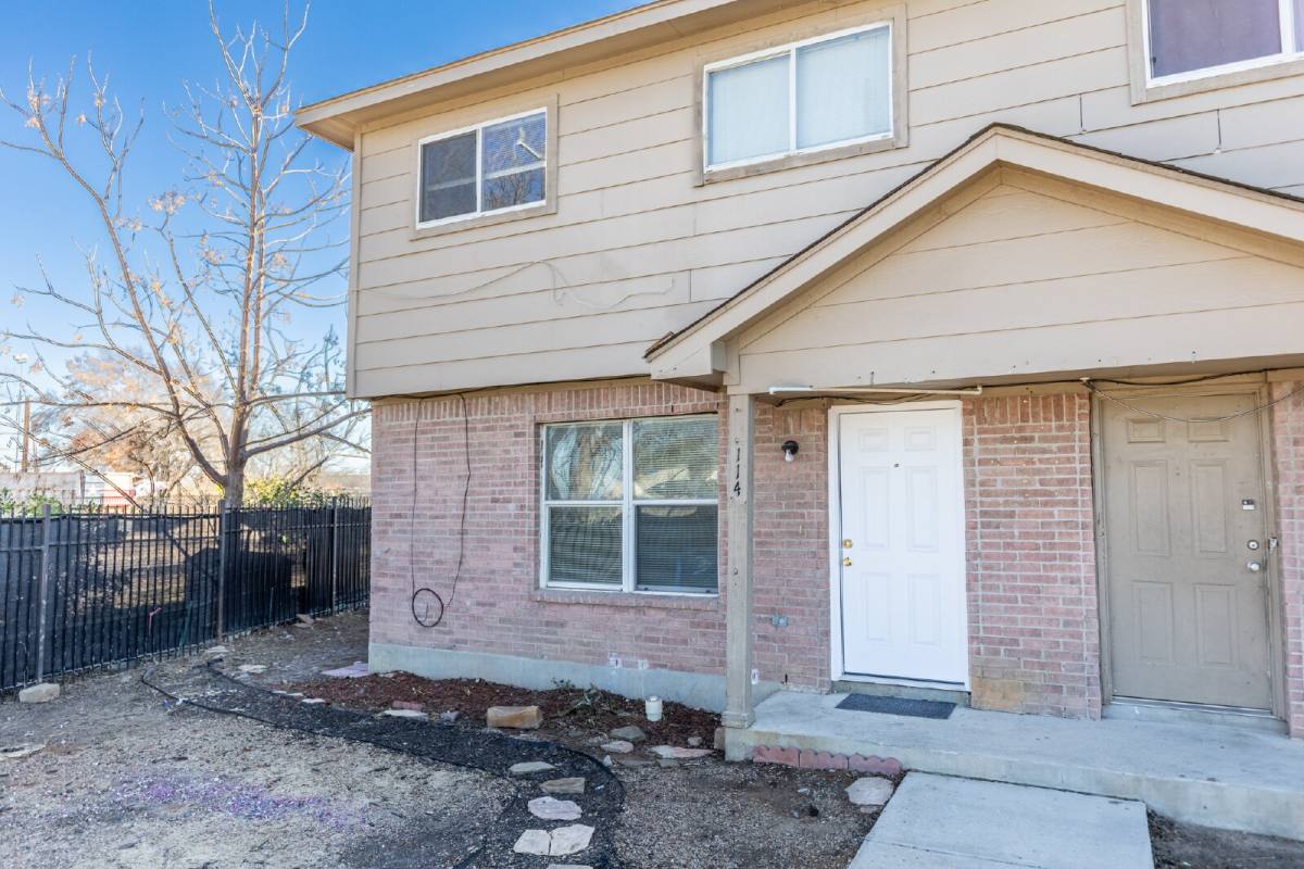 House for rent at 114 Garner St, San Antonio, TX 78237