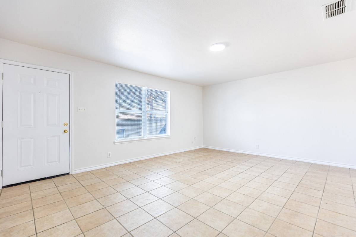 House for rent at 114 Garner St, San Antonio, TX 78237