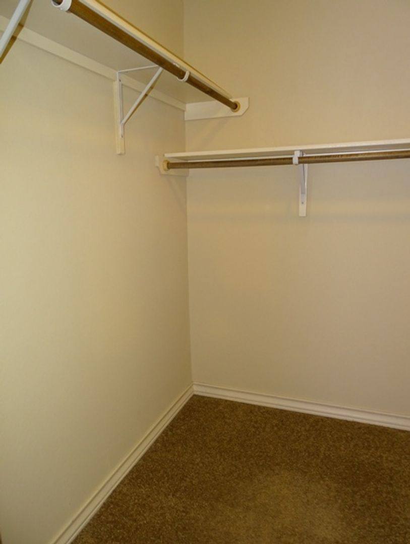 Townhouse for rent at 6619 Arancione Ave, San Antonio, TX 78233