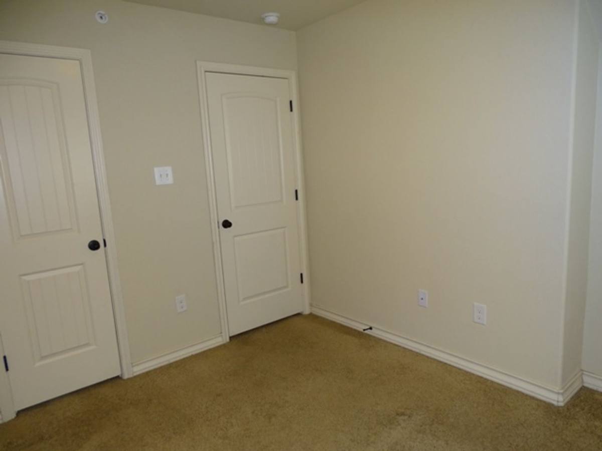 Townhouse for rent at 6619 Arancione Ave, San Antonio, TX 78233