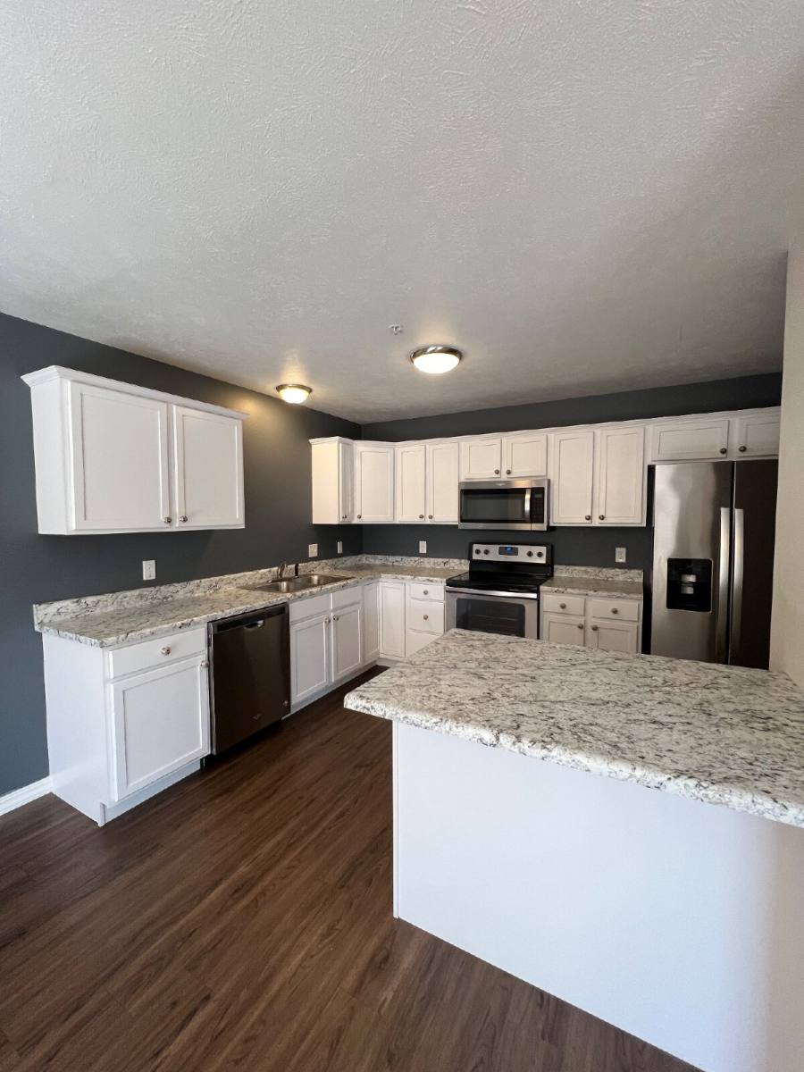Townhouse for rent at 120 Sunrise Cove, Branson, MO 65616