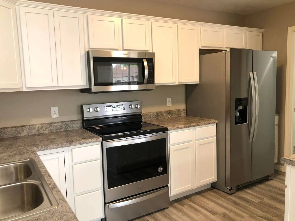 Townhouse for rent at 120 Sunrise Cove, Branson, MO 65616