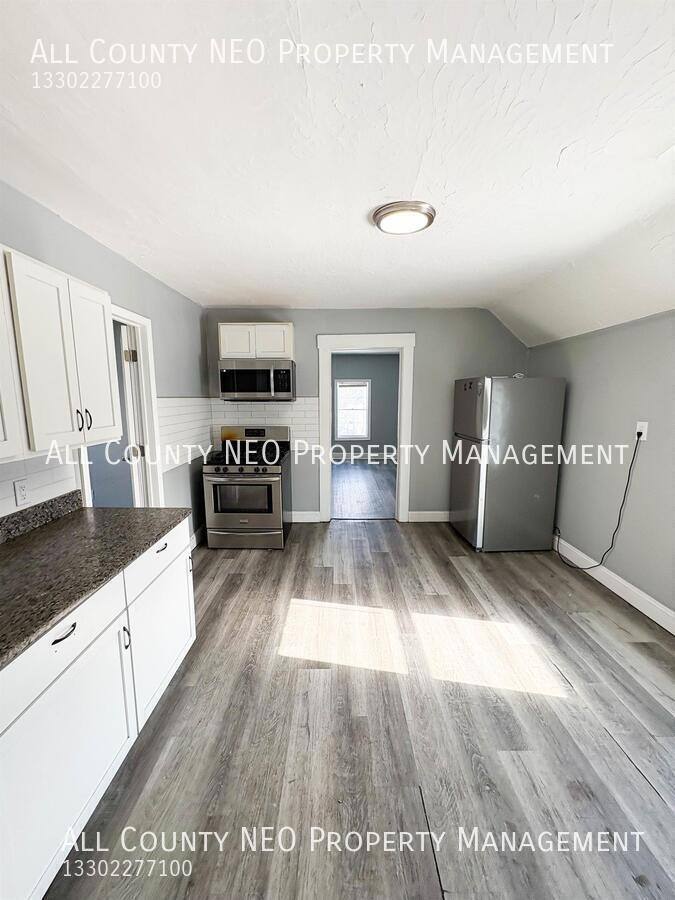 Apartment for rent at 3320 W 56th St, Cleveland, OH 44102