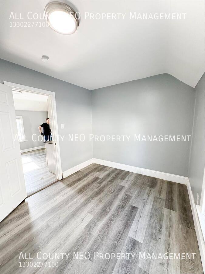 Apartment for rent at 3320 W 56th St, Cleveland, OH 44102