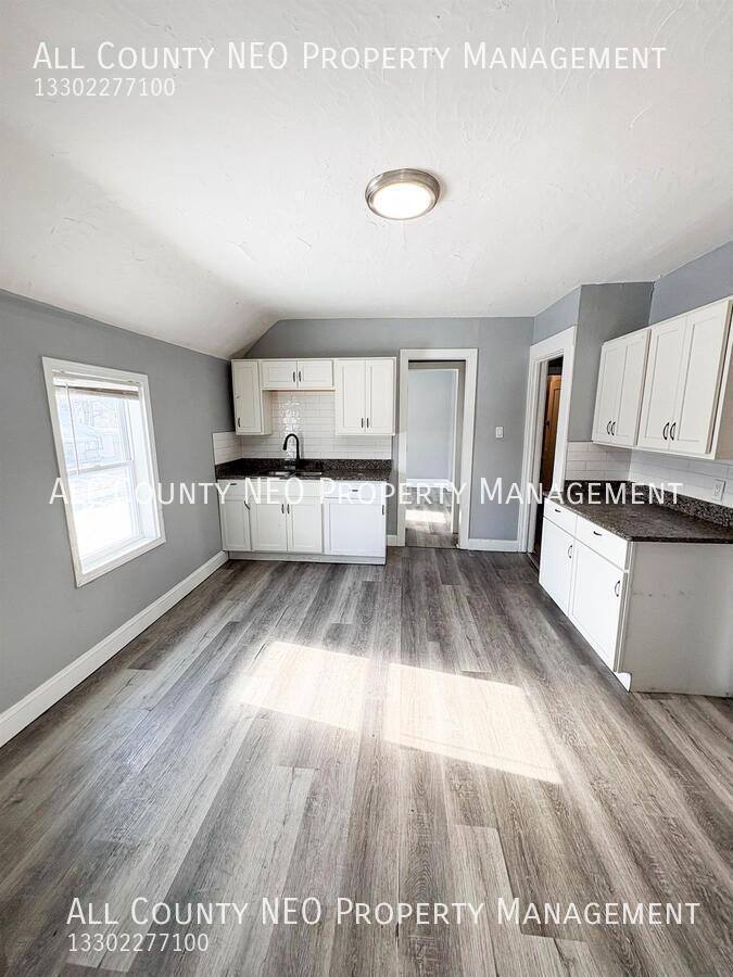 Apartment for rent at 3320 W 56th St, Cleveland, OH 44102