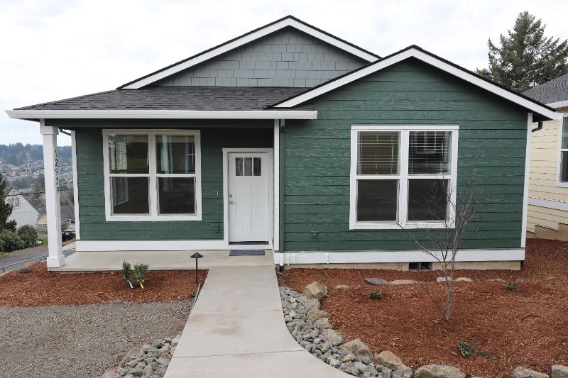 House for rent at 12929 SE Ridgecrest Rd, Happy Valley, OR 97086