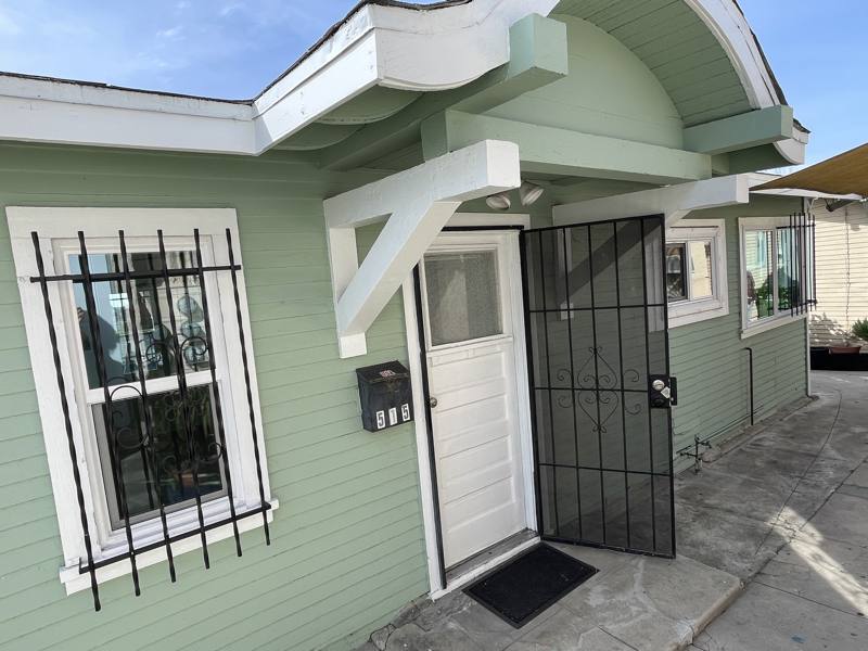 House for rent at 515 Burlington Ave, Los Angeles, CA 90026