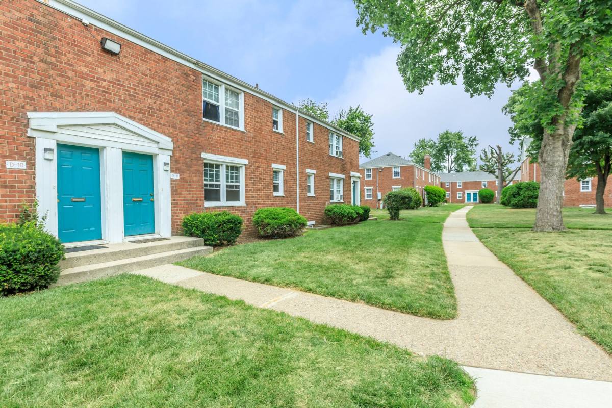 Apartment for rent at 2300 S Broad St, Trenton, NJ 08610