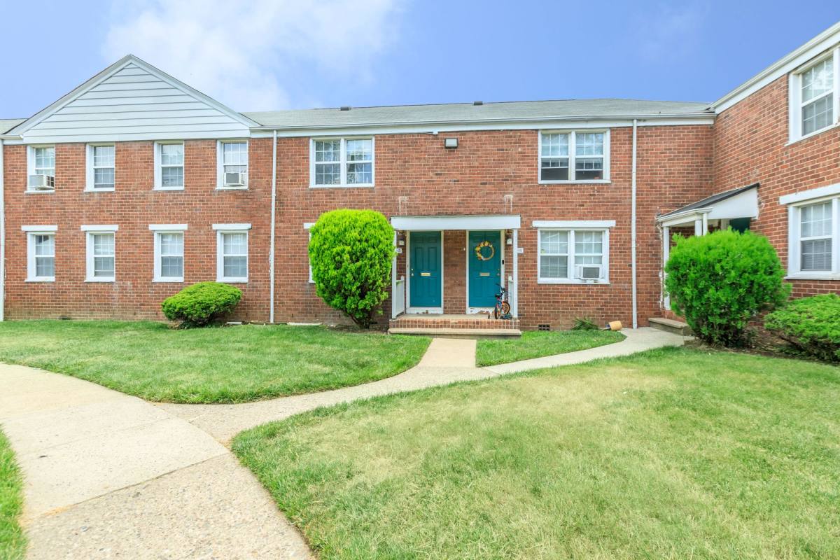 Apartment for rent at 2300 S Broad St, Trenton, NJ 08610