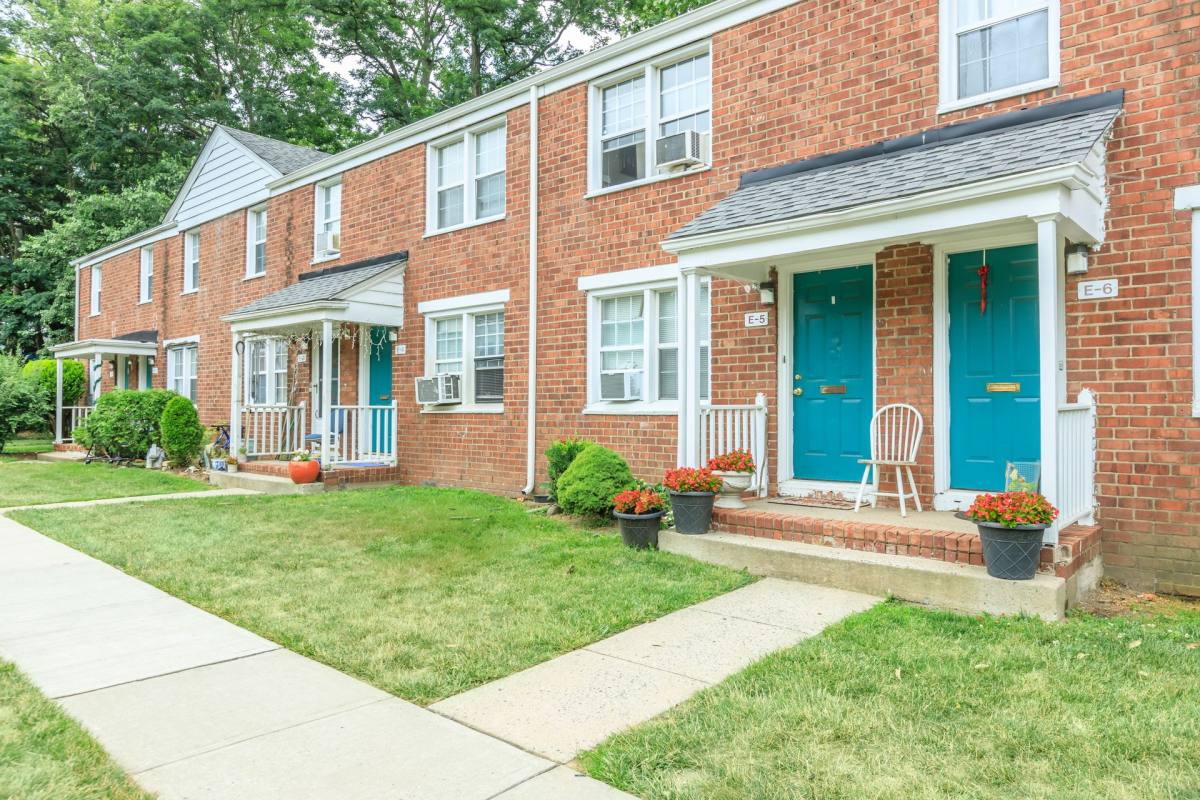 Apartment for rent at 2300 S Broad St, Trenton, NJ 08610
