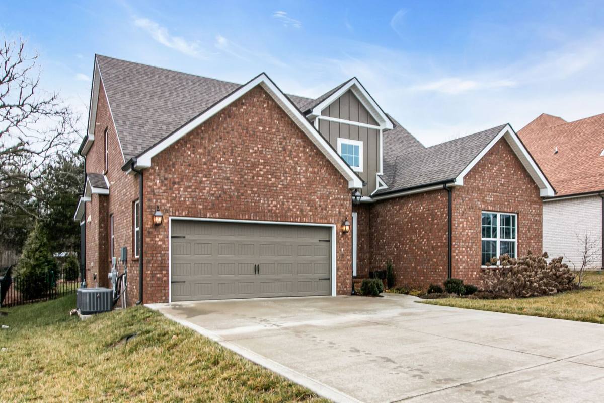 House for rent at 844 Jersey Dr, Clarksville, TN 37043