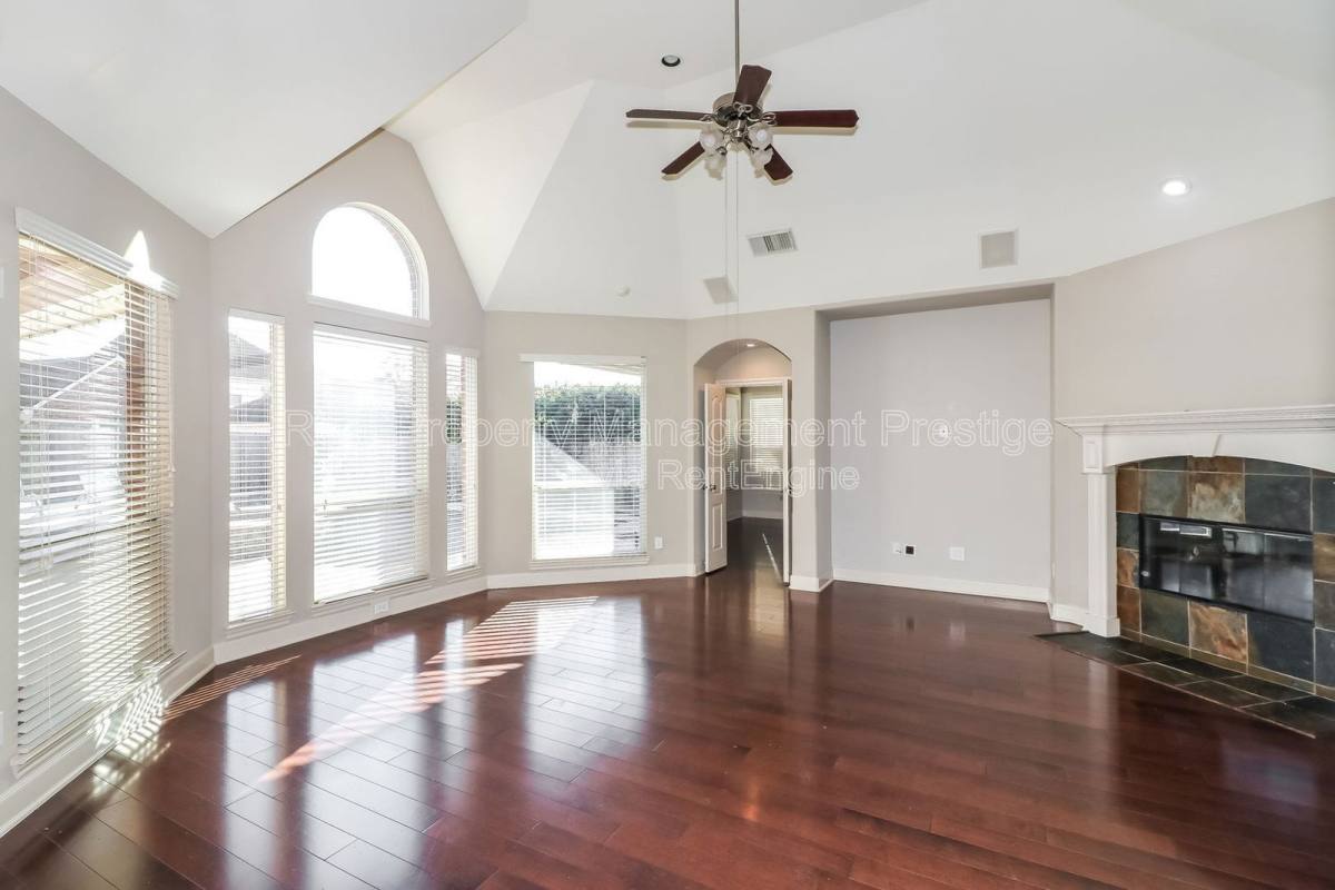 House for rent at 2718 Van Gogh Lane, Missouri City, TX 77459