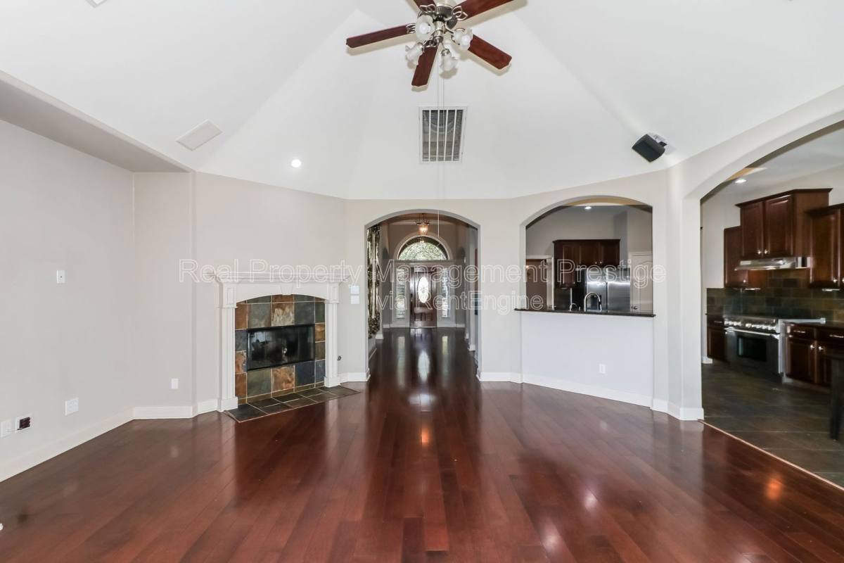 House for rent at 2718 Van Gogh Lane, Missouri City, TX 77459