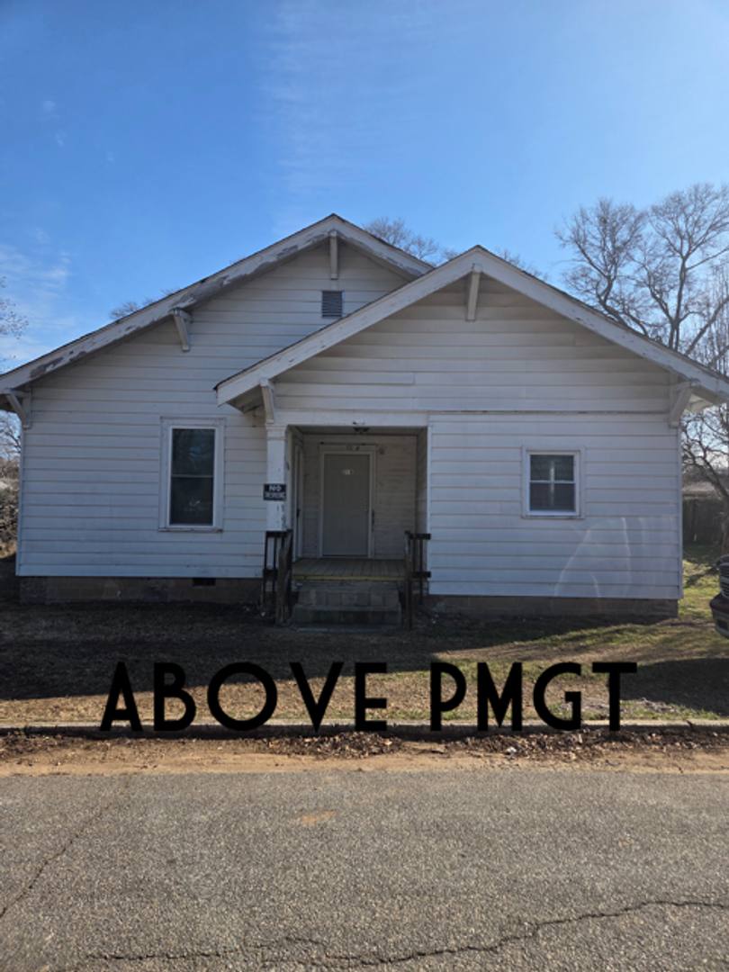 Apartment for rent at 21 B Sirrine St, Anderson, SC 29624