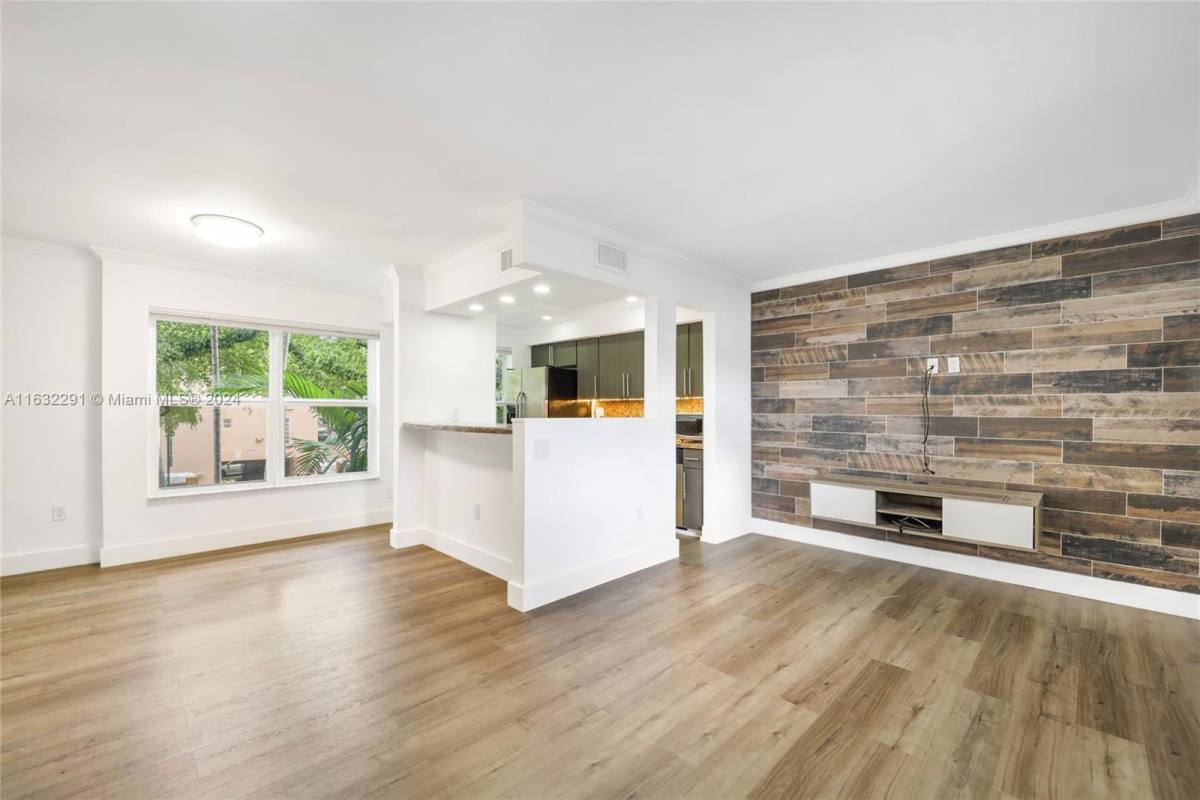 Apartment for rent at 235 Antilla Ave, Miami, FL 33134
