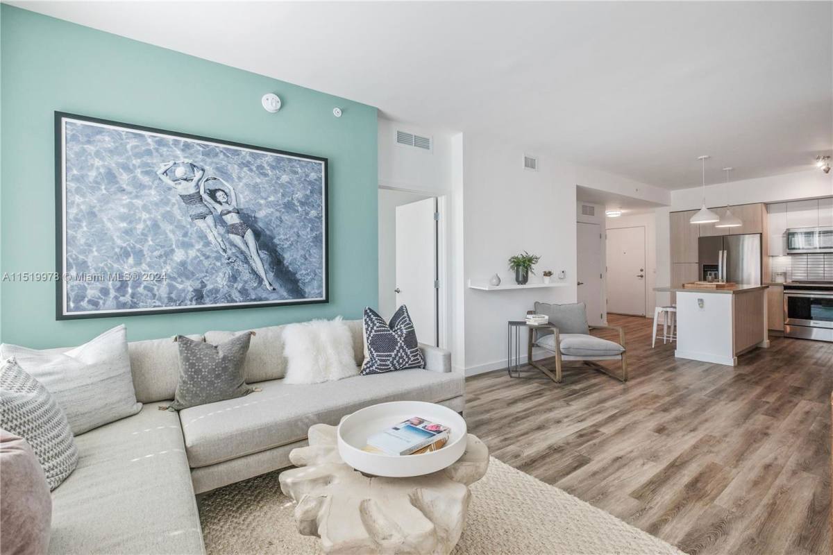 Apartment for rent at 1919 SE 10th Ave, Fort Lauderdale, FL 33316