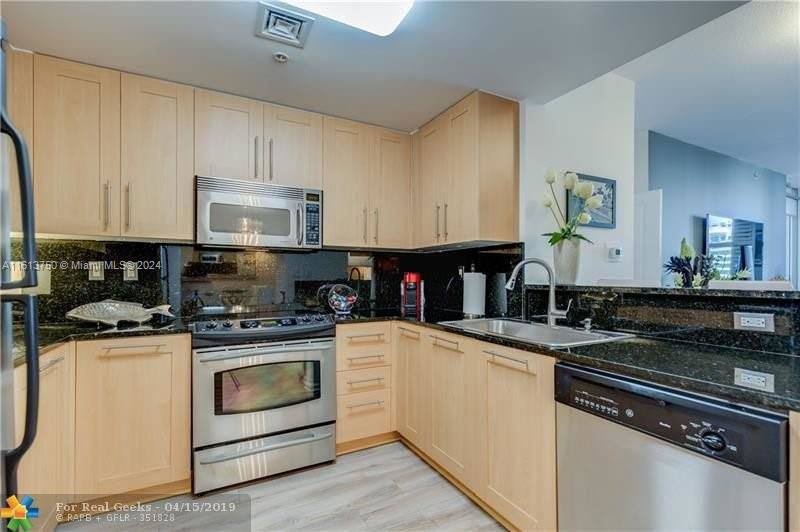 Apartment for rent at 511 SE 5th Ave, Fort Lauderdale, FL 33301