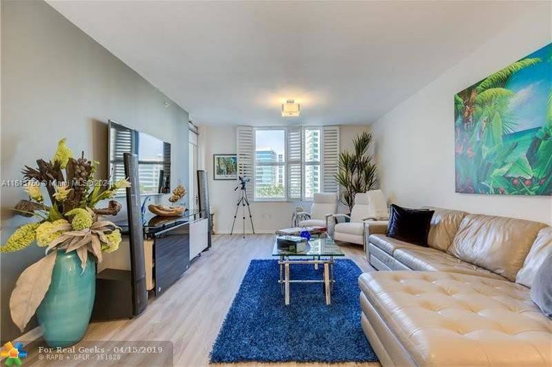 Apartment for rent at 511 SE 5th Ave, Fort Lauderdale, FL 33301