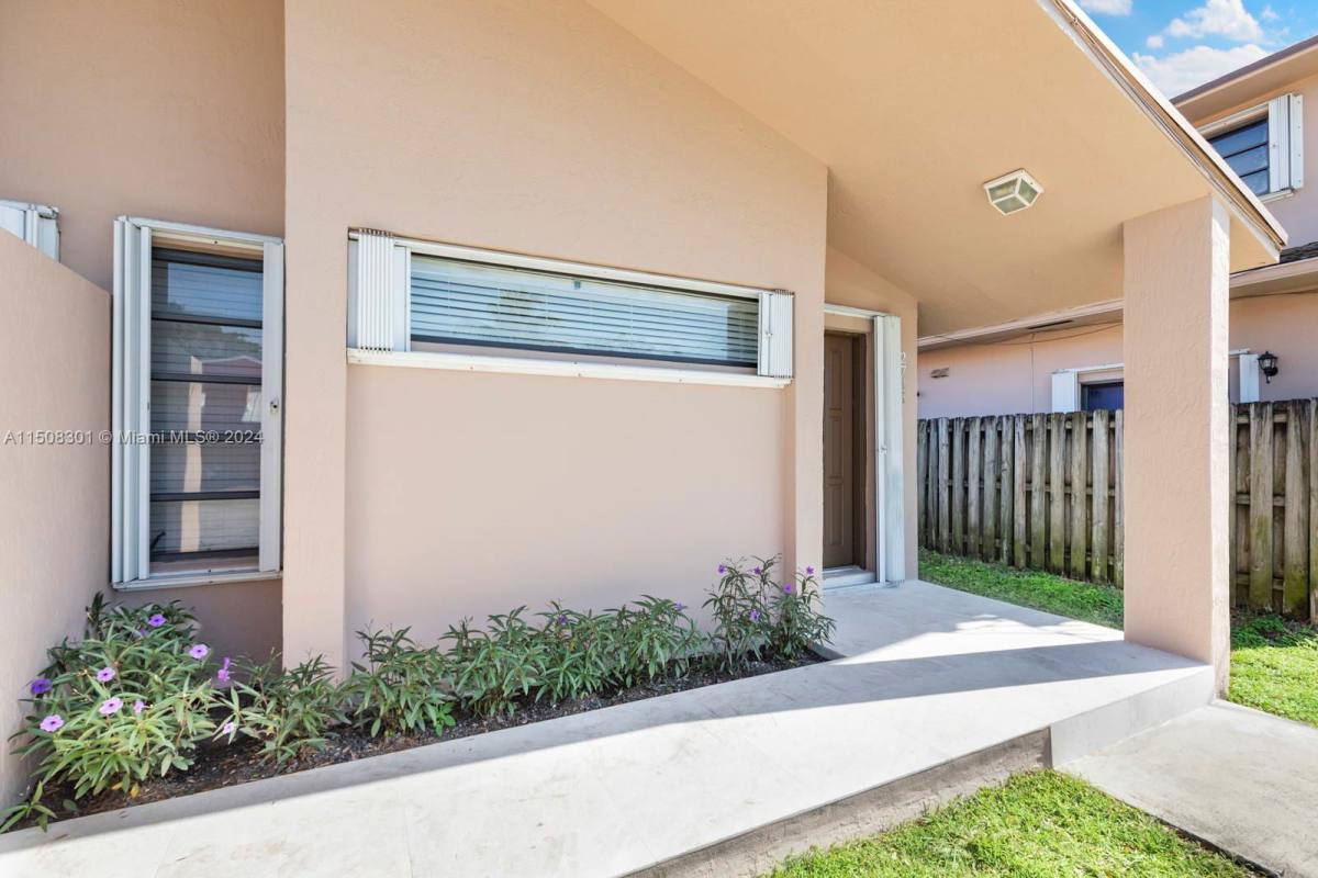 Townhouse for rent at 2735 SW 31st Place #A, Miami, FL 33133