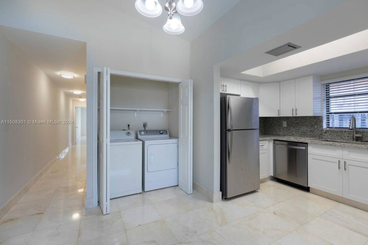 Townhouse for rent at 2735 SW 31st Place #A, Miami, FL 33133