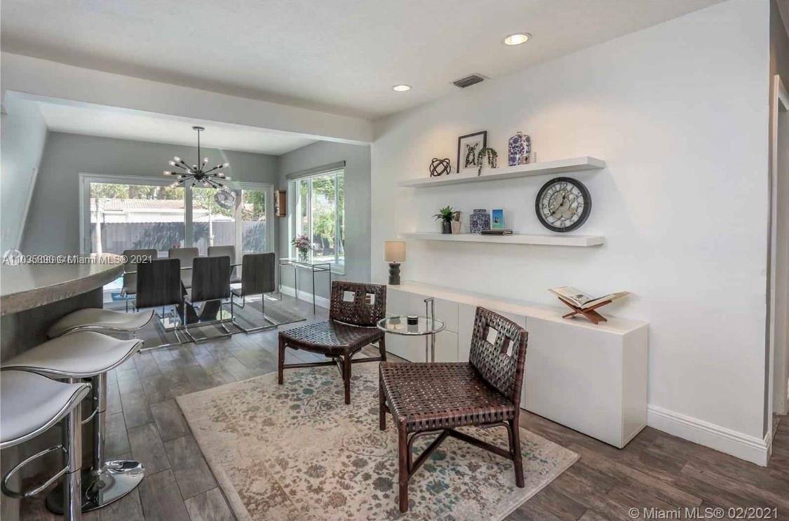 House for rent at 923 N 14th Ave, Hollywood, FL 33020