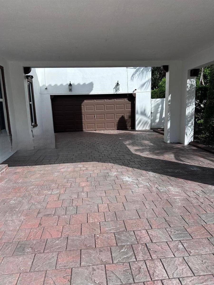 House for rent at 16979 SW 90th Terrace, Miami, FL 33196