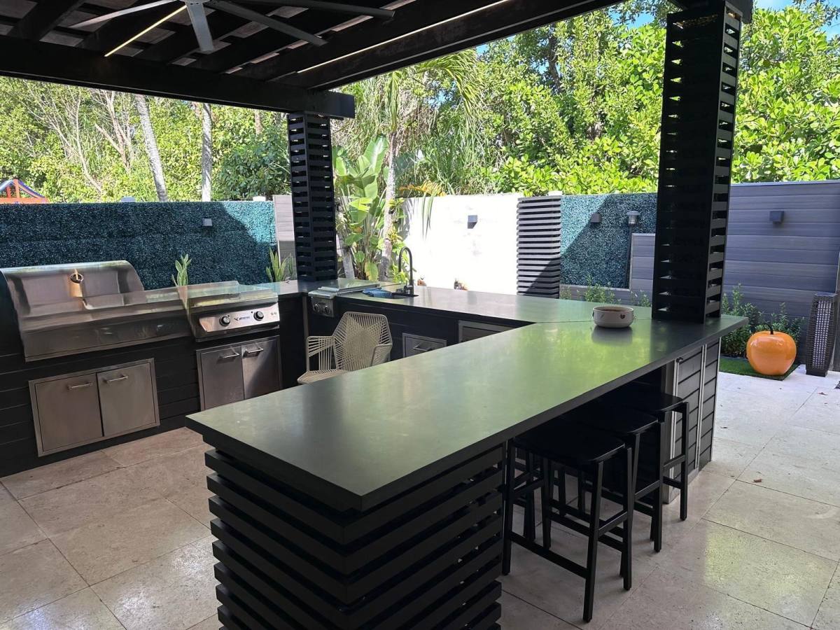 House for rent at 16979 SW 90th Terrace, Miami, FL 33196