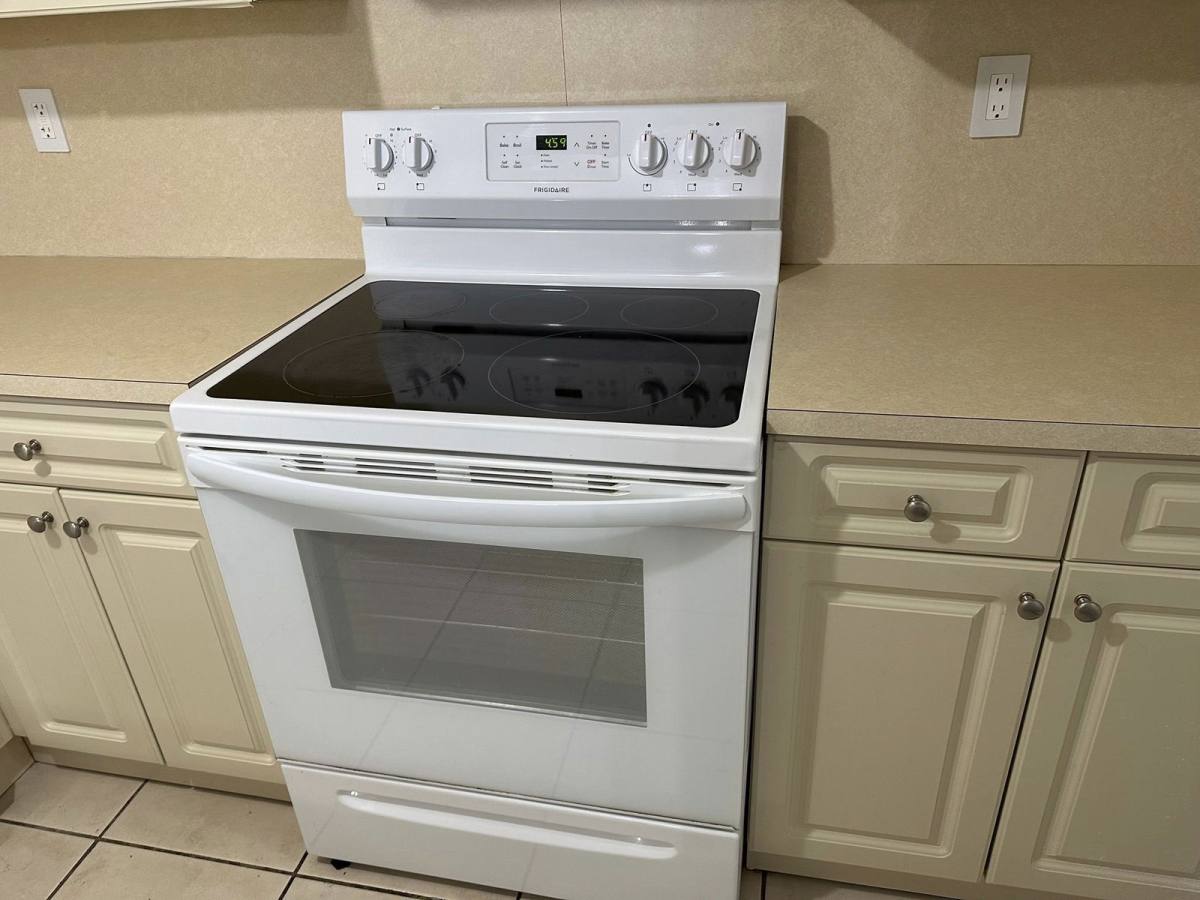 Condo for rent at 6950 Miami Gardens Dr #2-308, Hialeah, FL 33015