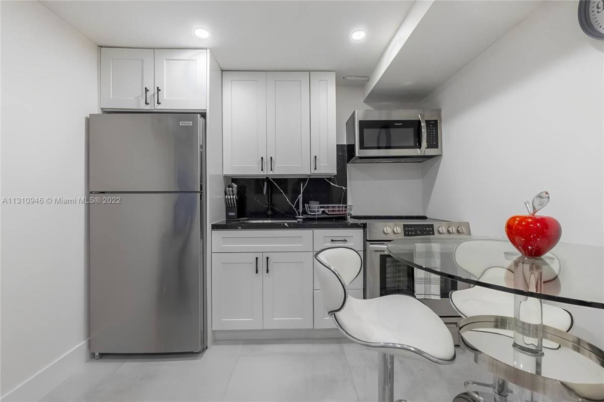 Apartment for rent at 52 NE 47th St #1, Miami, FL 33137