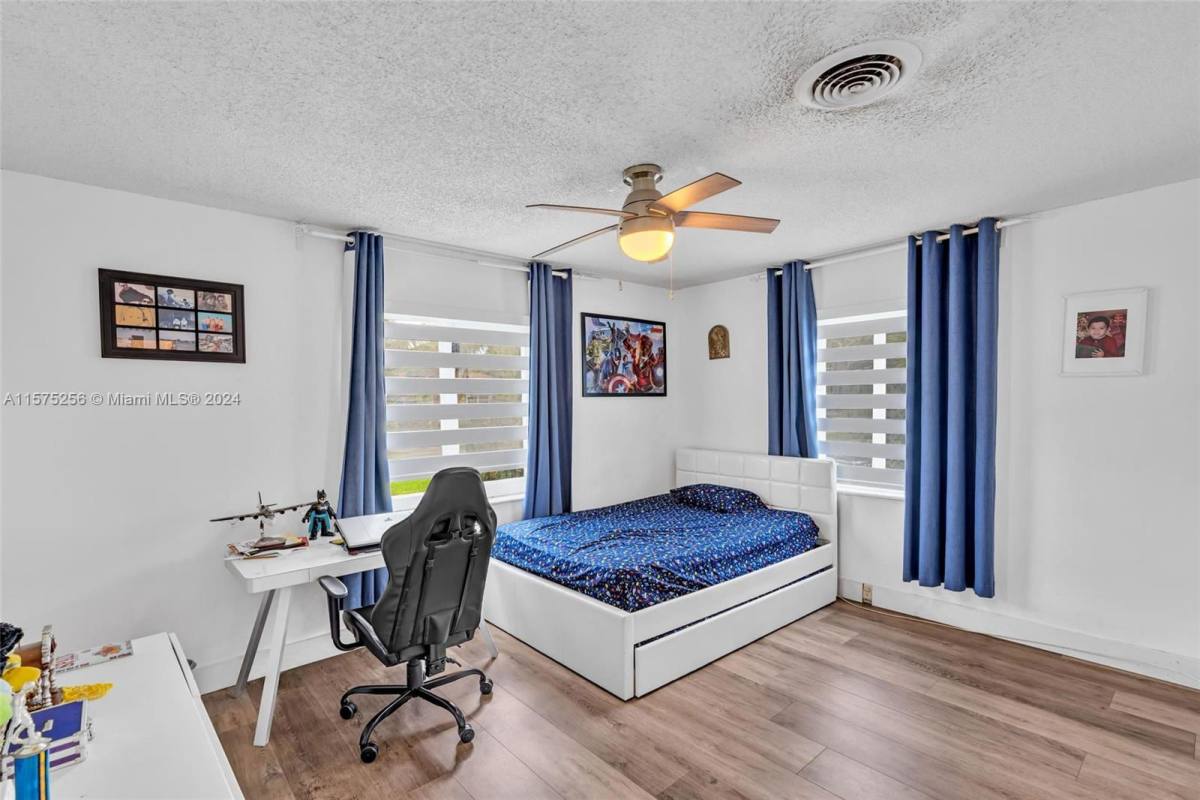 House for rent at 1528 Wiley St, Hollywood, FL 33020