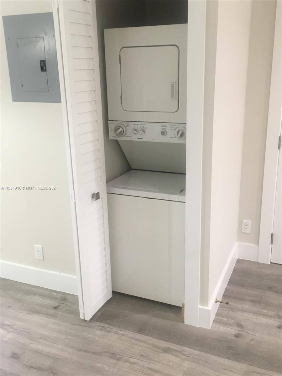 Townhouse for rent at 15 Madeira Ave #3, Miami, FL 33134