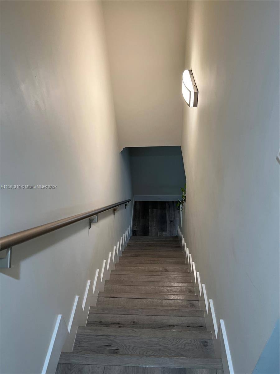 Townhouse for rent at 15 Madeira Ave #3, Miami, FL 33134