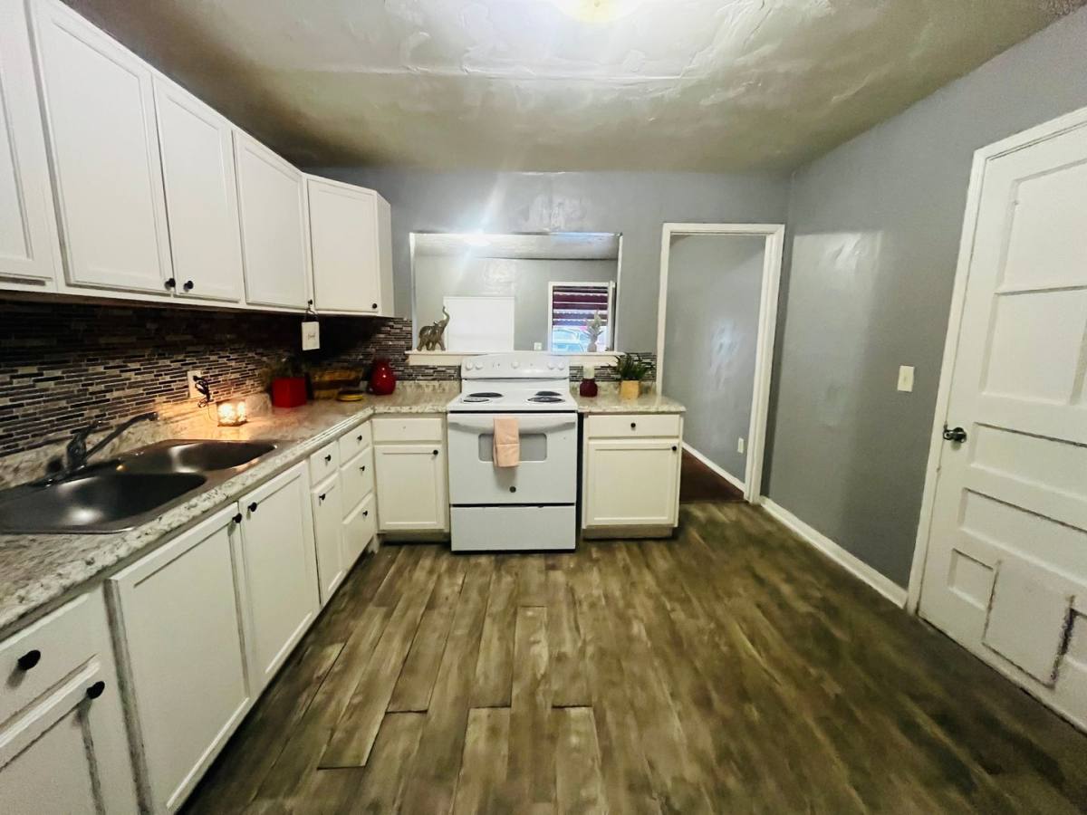 Apartment for rent at 2329 Mustang, Oklahoma City, OK 73115