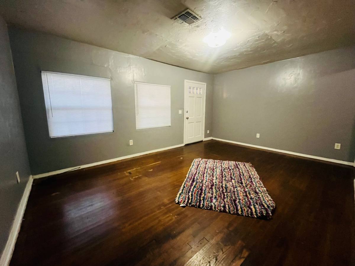 Apartment for rent at 2329 Mustang, Oklahoma City, OK 73115