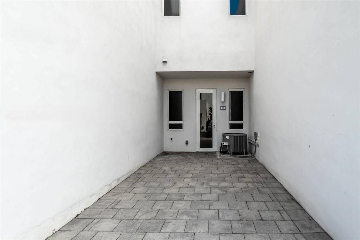 Apartment for rent at 6310 NW 103rd Place #102, Miami, FL 33178