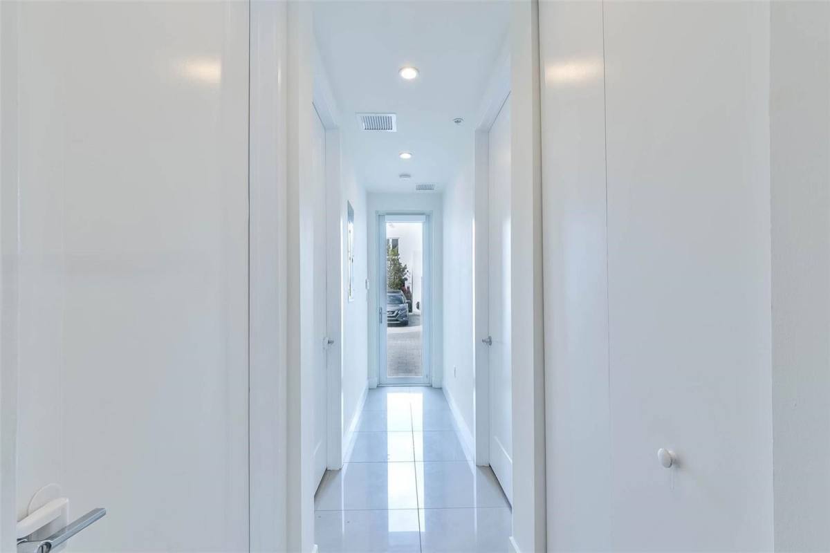 Apartment for rent at 6310 NW 103rd Place #102, Miami, FL 33178