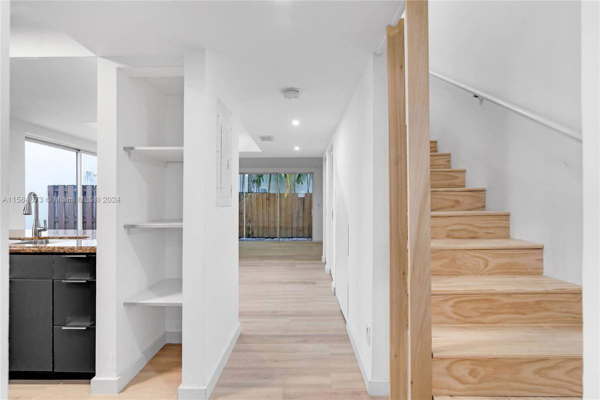 Townhouse for rent at 2945 Bridgeport Ave, Miami, FL 33133