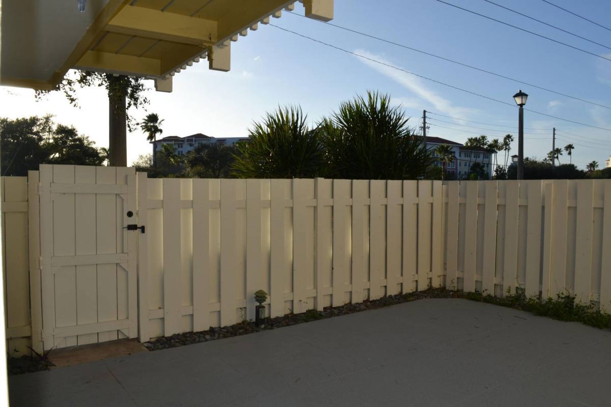 Townhouse for rent at 176 Seabreeze Circle, Jupiter, FL 33477