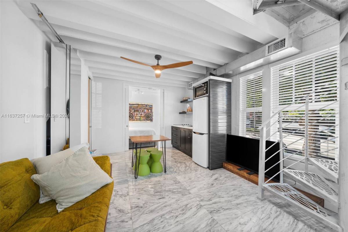 Apartment for rent at 739 2nd St, Miami Beach, FL 33139