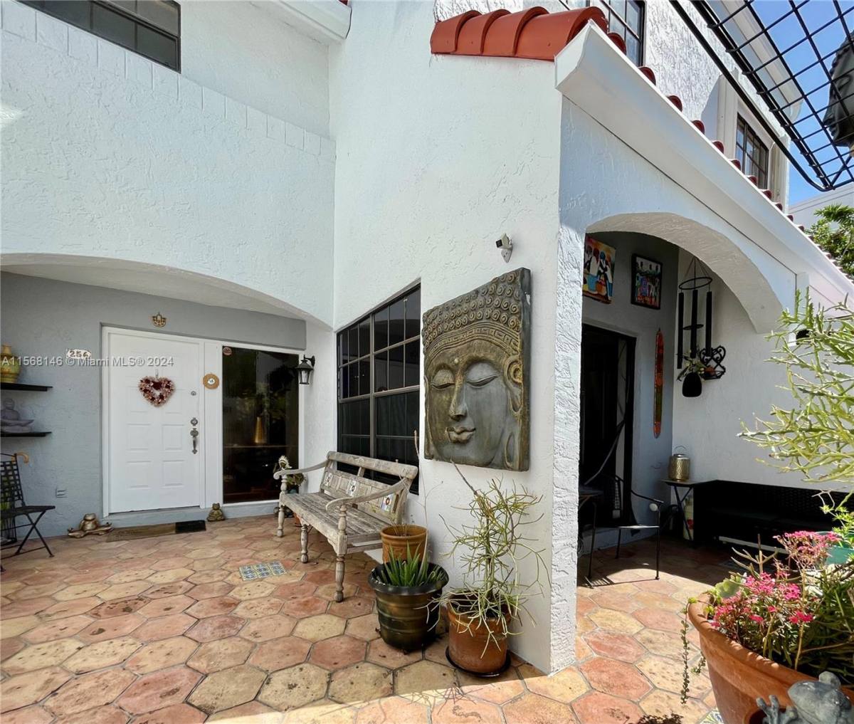 Townhouse for rent at 20907 Leeward Court, Miami, FL 33180