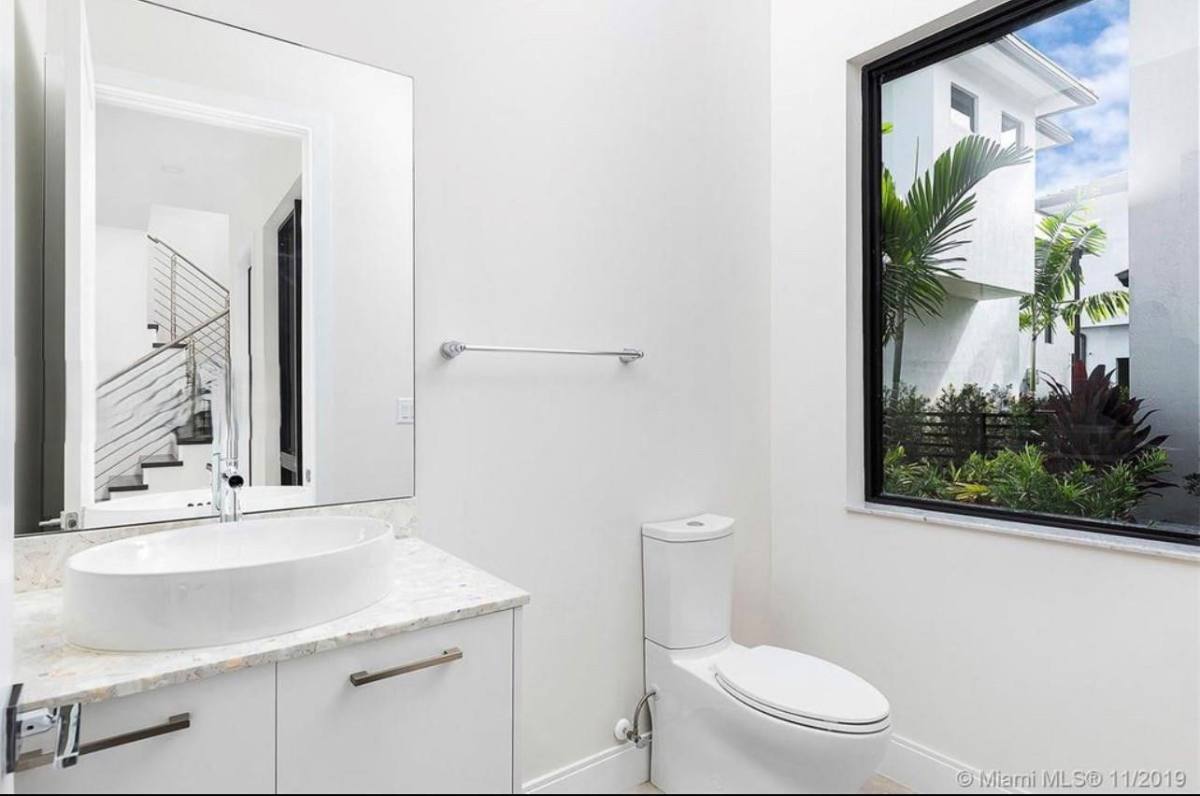 House for rent at 8268 NW 46th Terrace, Miami, FL 33166