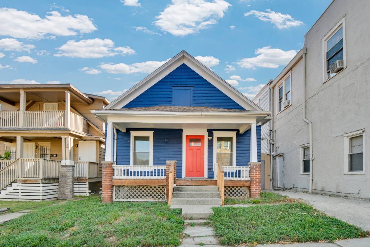 House for rent at 109 N Denver Ave, Kansas City, MO 64123