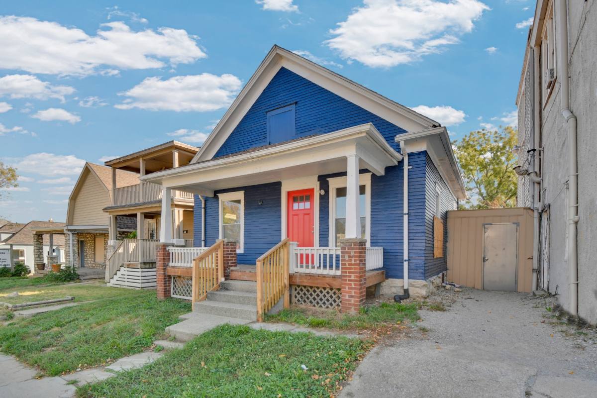 House for rent at 109 N Denver Ave, Kansas City, MO 64123
