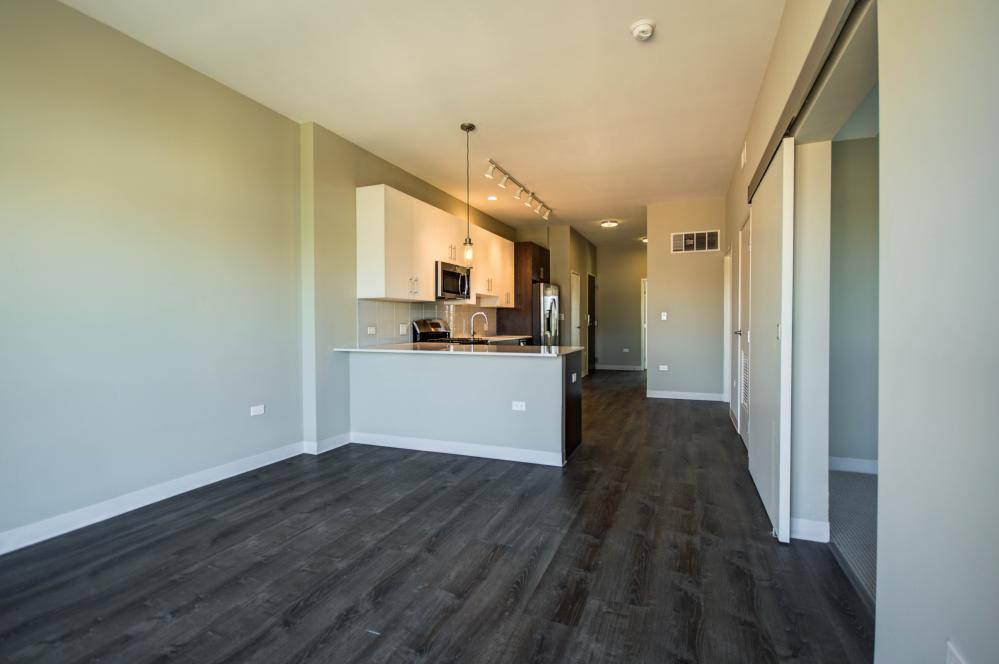 Apartment for rent at 851 W Grand Ave #406, Chicago, IL 60642