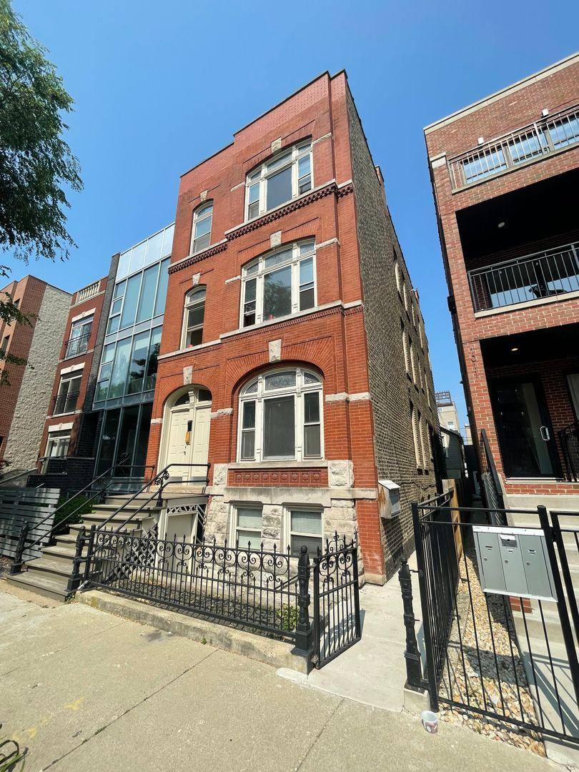 Apartment for rent at 1013 N Winchester Ave #3, Chicago, IL 60622