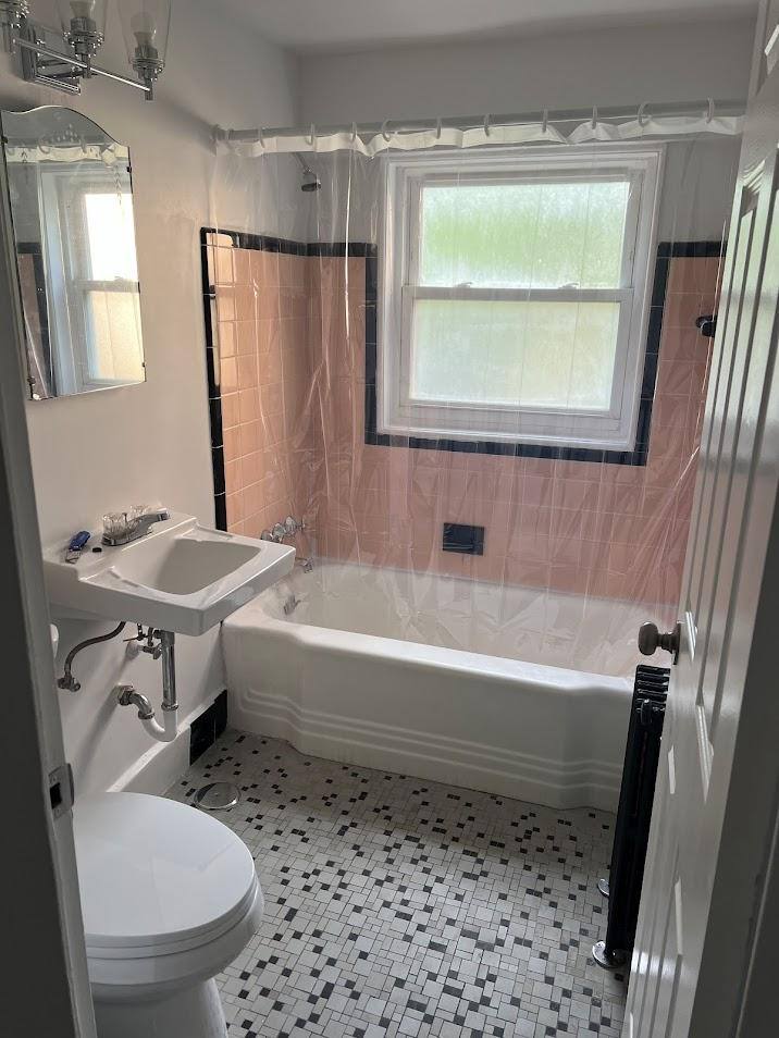 Apartment for rent at 7327 N Rogers #206, Chicago, IL 60626