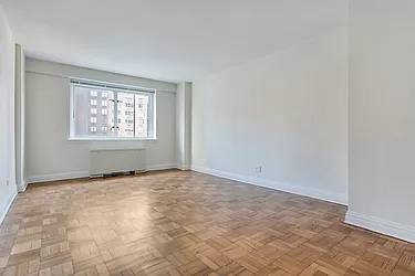 Apartment for rent at 200 E 71st St #4BB, New York, NY 10021