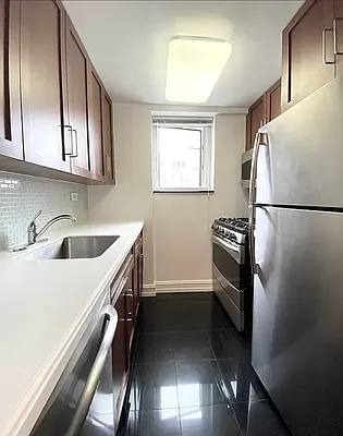 Condo for rent at 200 E 71st St #19FF, New York, NY 10021