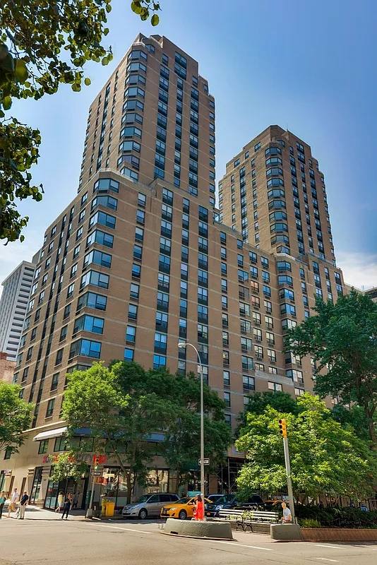 Apartment for rent at 247 W 87th St #6H, New York, NY 10024