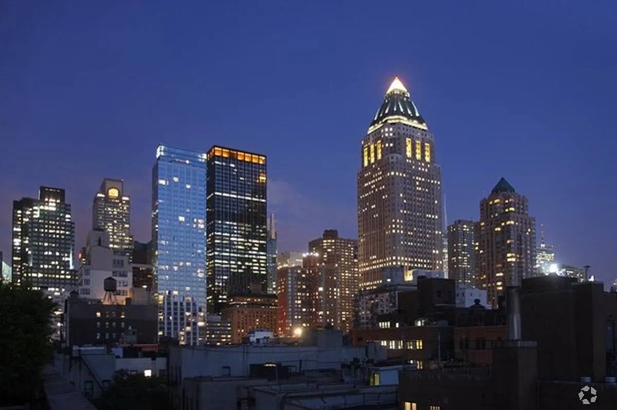 Apartment for rent at 410 W 53rd St #125, New York, NY 10019
